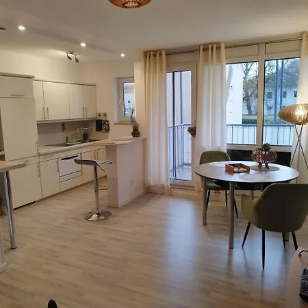 Modernes Und Stilvolles 2-zimmer-wohlfuehlappartement Im Kurgebiet Апартаменты *